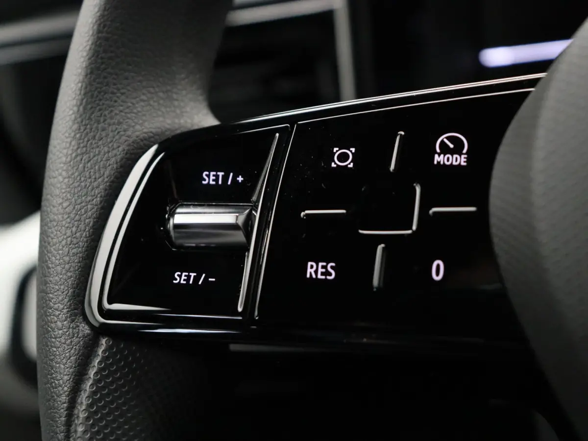 urban range evolution 40 kWh | Vijf jaar garantie | Stoelverwarming | Apple Carplay | Android Auto |