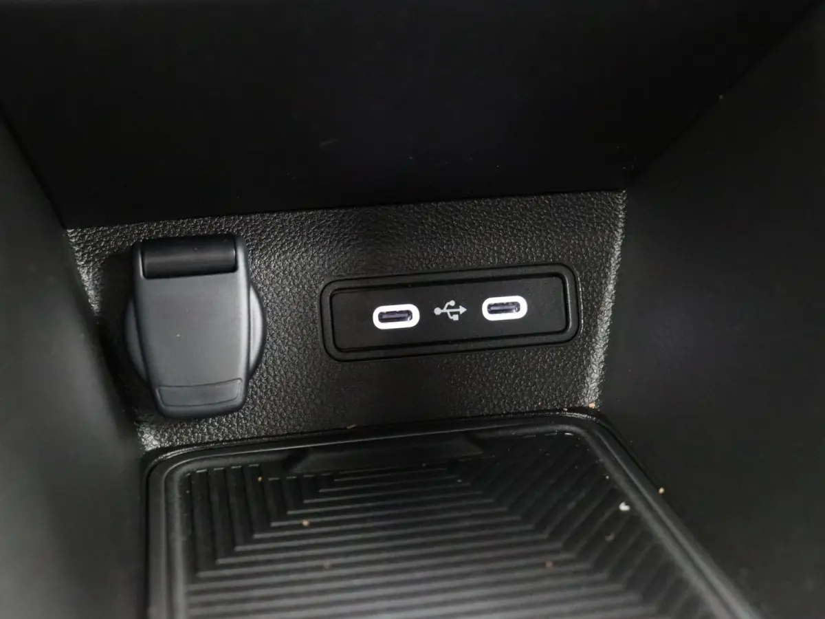 urban range evolution 40 kWh | Vijf jaar garantie | Stoelverwarming | Apple Carplay | Android Auto |