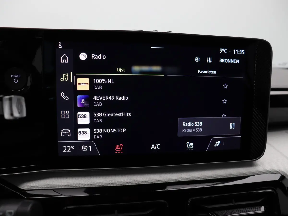 urban range evolution 40 kWh | Vijf jaar garantie | Stoelverwarming | Apple Carplay | Android Auto |