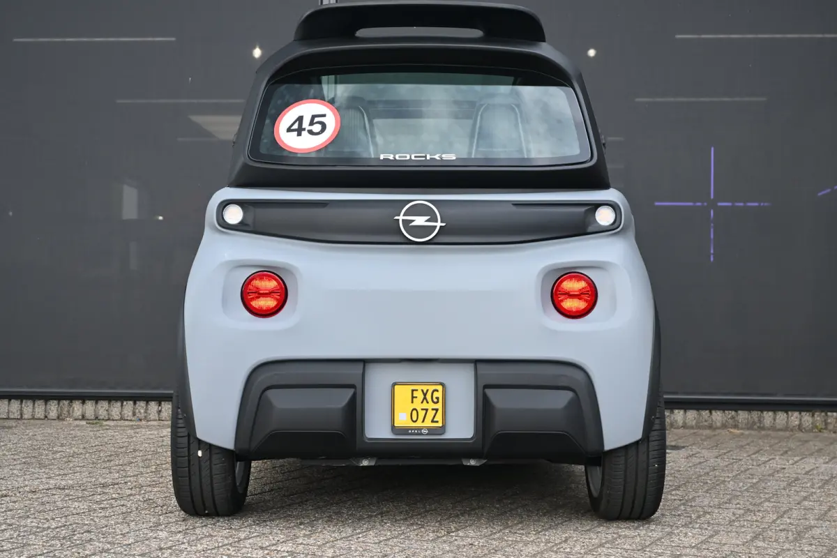 Brommobiel Tekno Direct Leverbaar! | 15"LMV | Spoiler | Panoramadak | Full-LED | !!