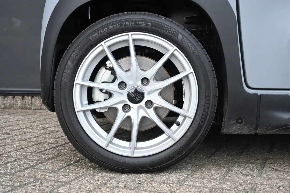 Brommobiel Tekno Direct Leverbaar! | 15"LMV | Spoiler | Panoramadak | Full-LED | !!