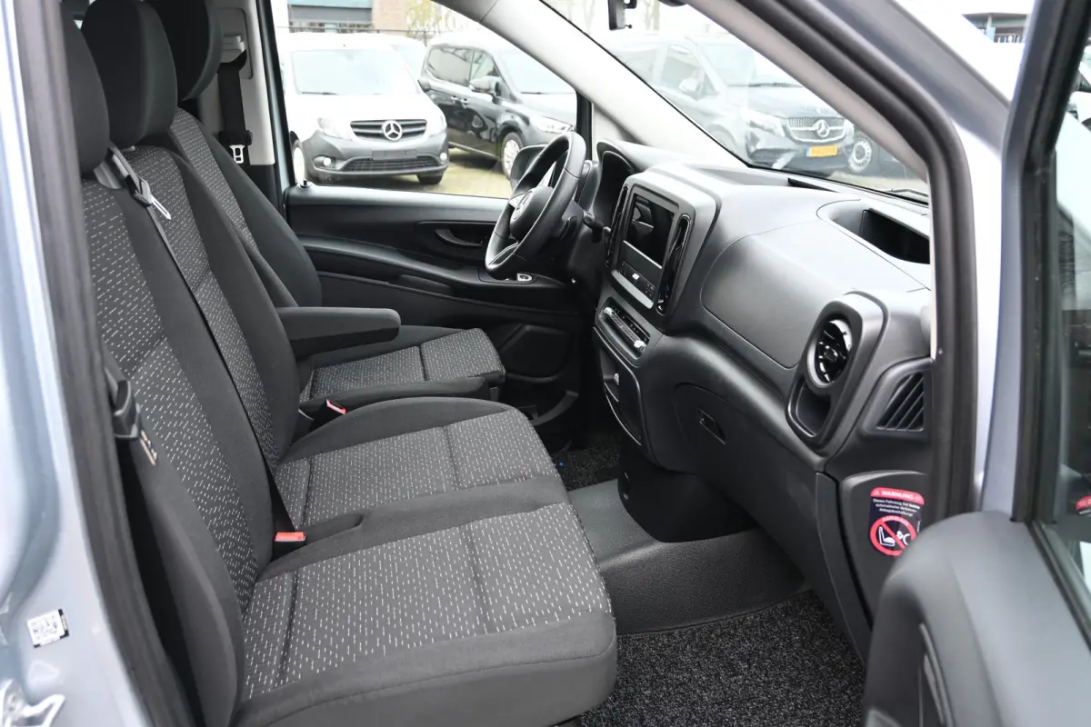 116 CDI DC L3 Pro LED, 2500 kg trekhaak, Navigatie en Smartphone integratie, Etc.