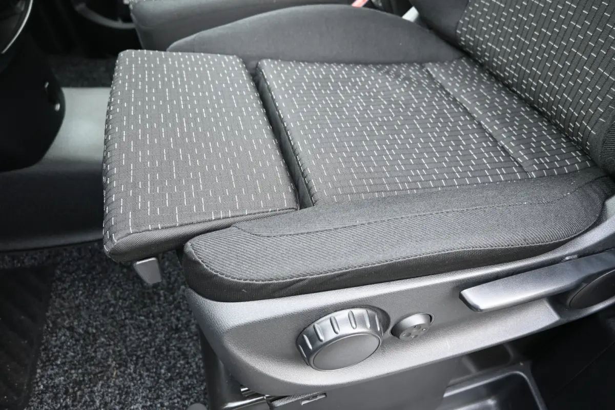 116 CDI DC L3 Pro LED, 2500 kg trekhaak, Navigatie en Smartphone integratie, Etc.