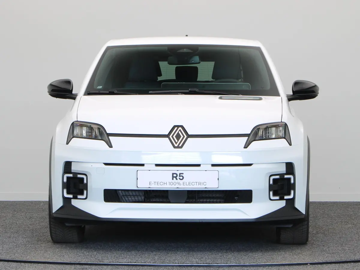 comfort range techno 52 kWh | Vijf jaar garantie | Stoel- en stuurwielverwarming | Active driver assist |