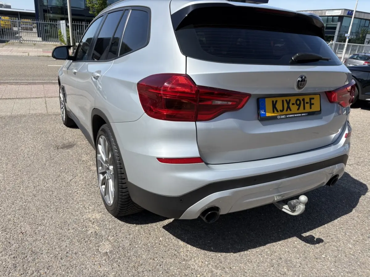 xDrive30i High Executive | M-PAKKET | TREKHAAK 2400kg | STOELVER