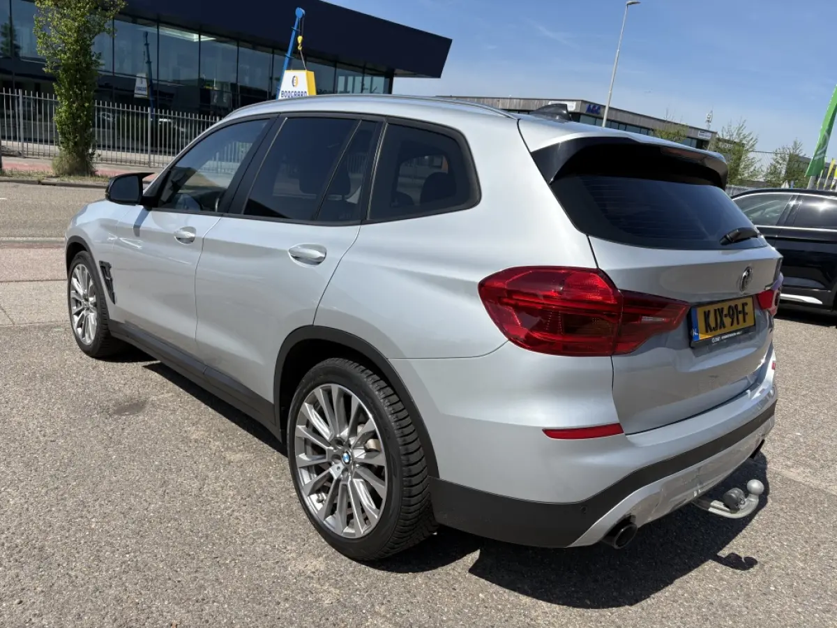 xDrive30i High Executive | M-PAKKET | TREKHAAK 2400kg | STOELVER