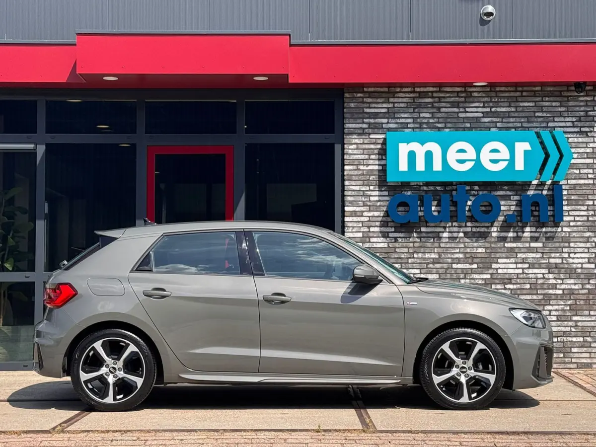 25 TFSI 3s S-LINE l S-LINE l VIRTUAL l LED KOPLLAMPEN l CARPLAY l DAB l LANE ASSIST l ORG.NL l DEALER OH
