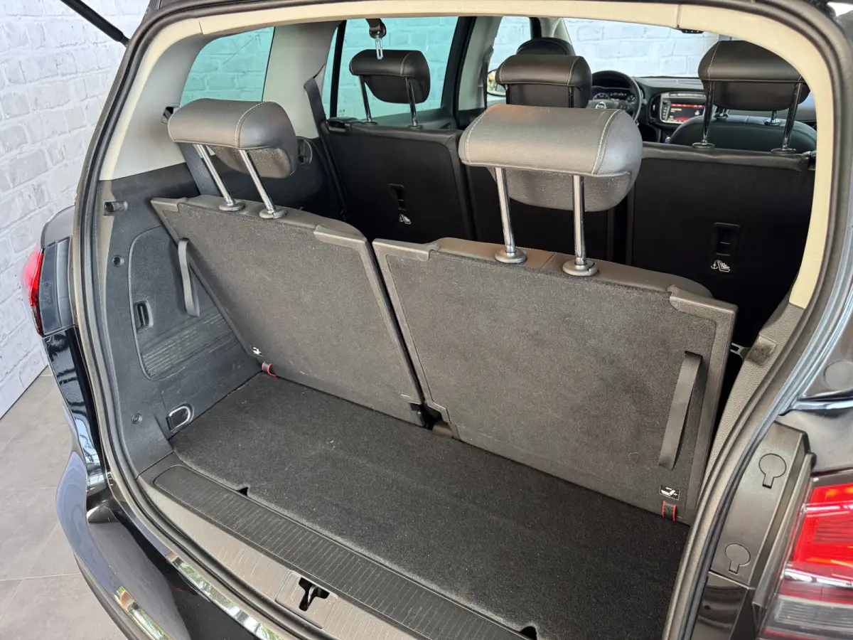1.4 Turbo Business Executive 7p. Pano Trekhaak ACC Leder