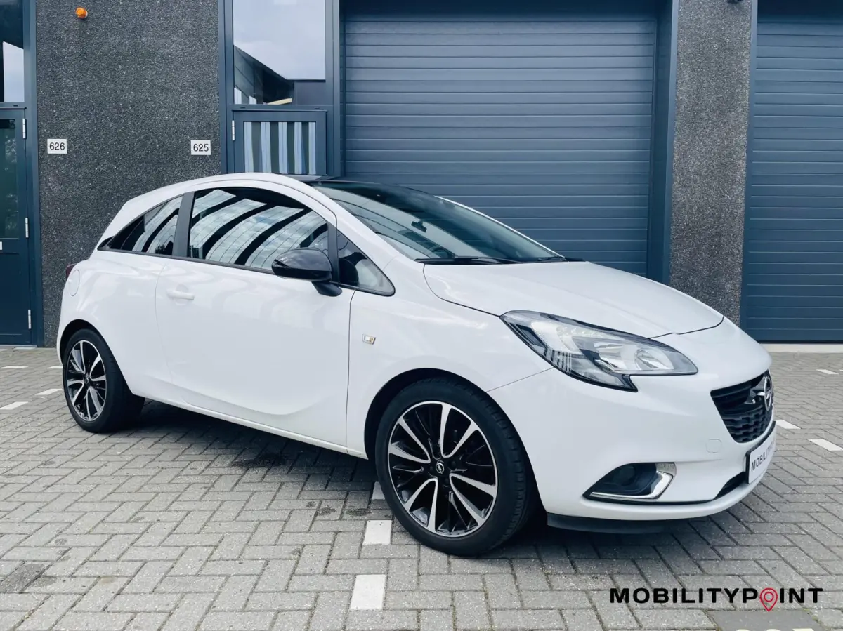 1.4 Black Edition|Aut|Carplay|Cruise|Pdc|1e Eig