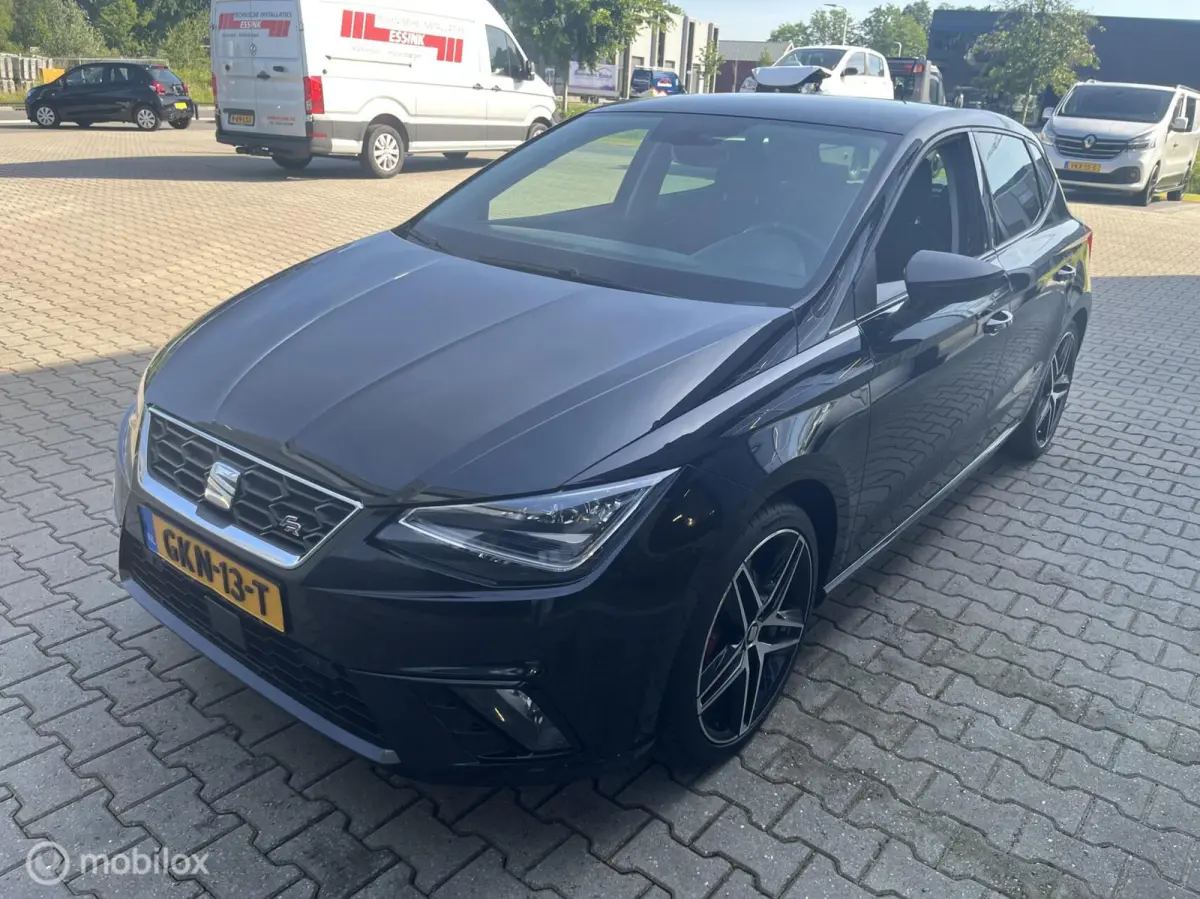 1.0 TSI FR Business Intense