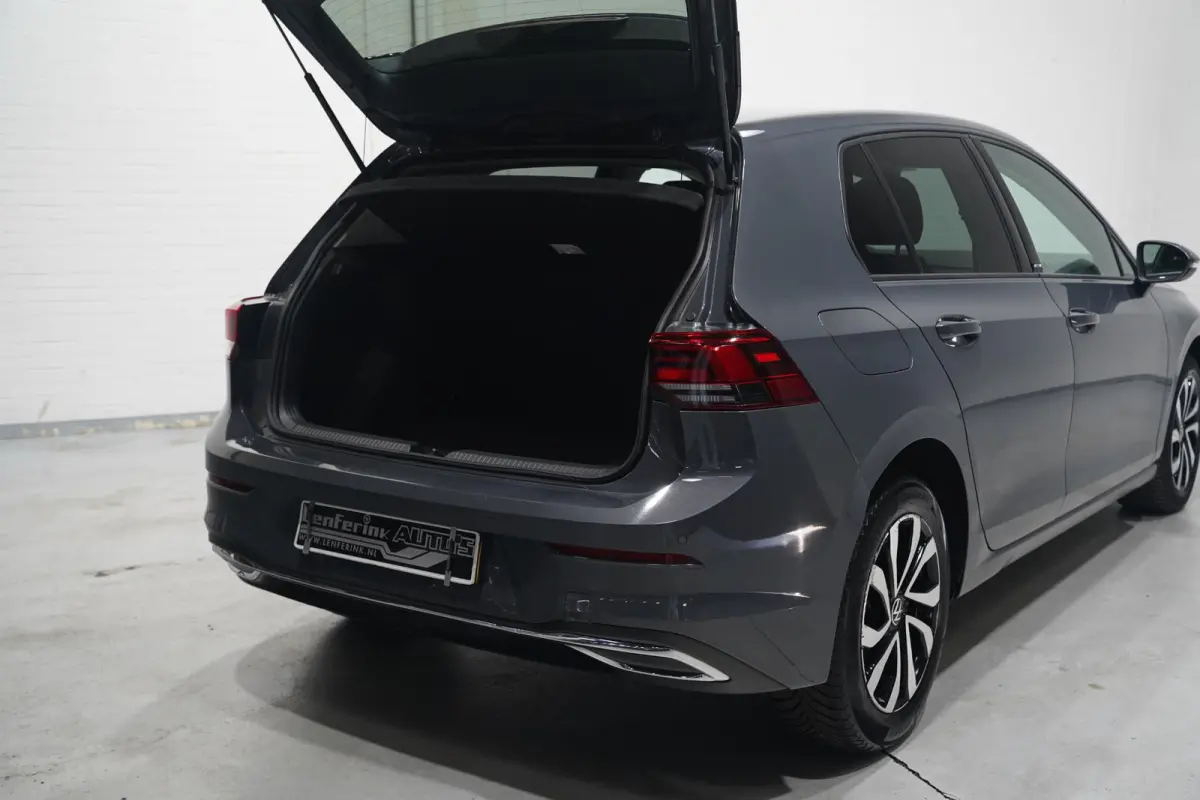 2.0 TDI Life Navi PDC v+a Stoel-/stuurverwarming Apple Carplay Adaptive cruise