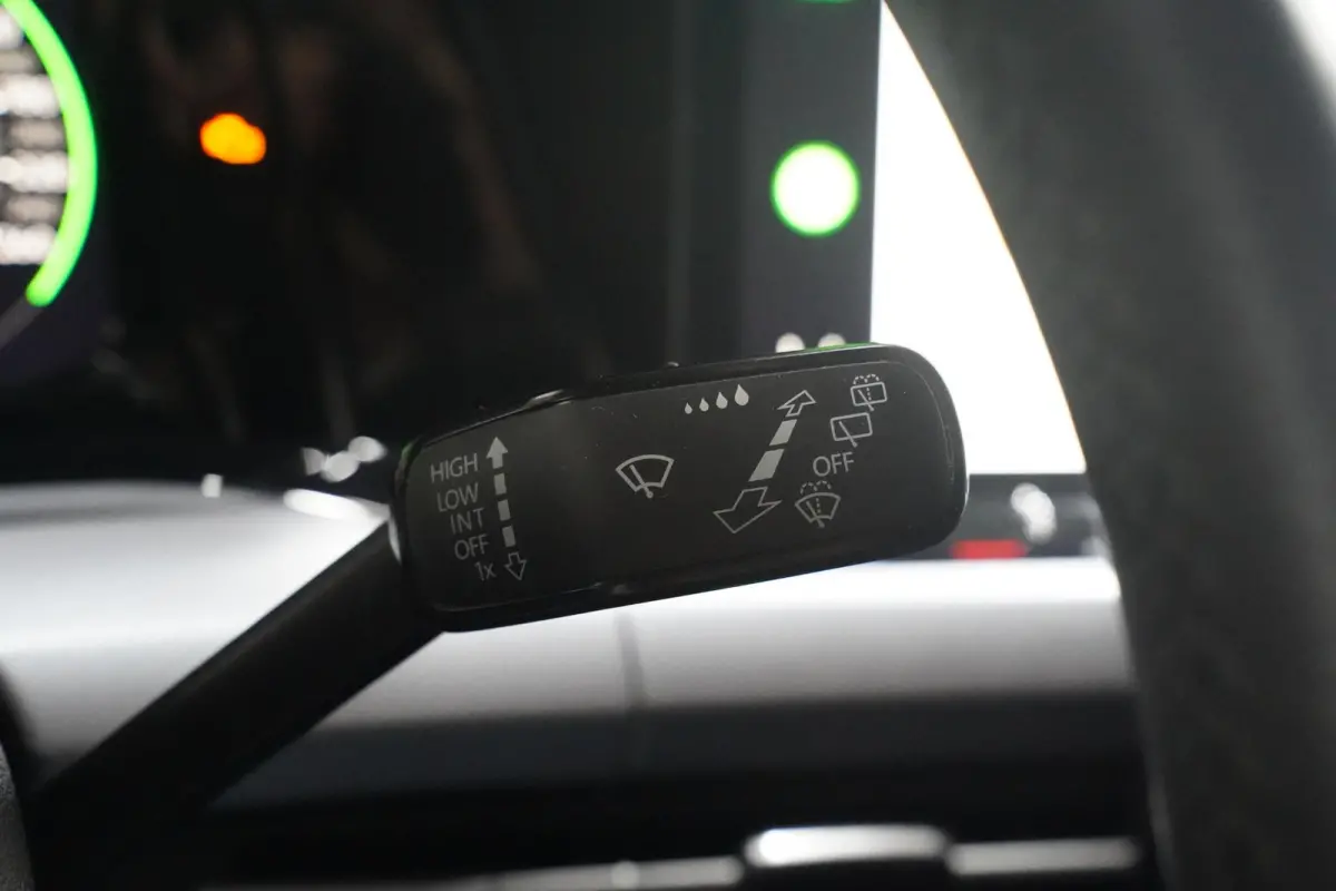 2.0 TDI Life Navi PDC v+a Stoel-/stuurverwarming Apple Carplay Adaptive cruise