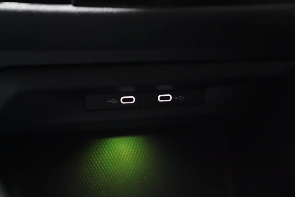 2.0 TDI Life Navi PDC v+a Stoel-/stuurverwarming Apple Carplay Adaptive cruise