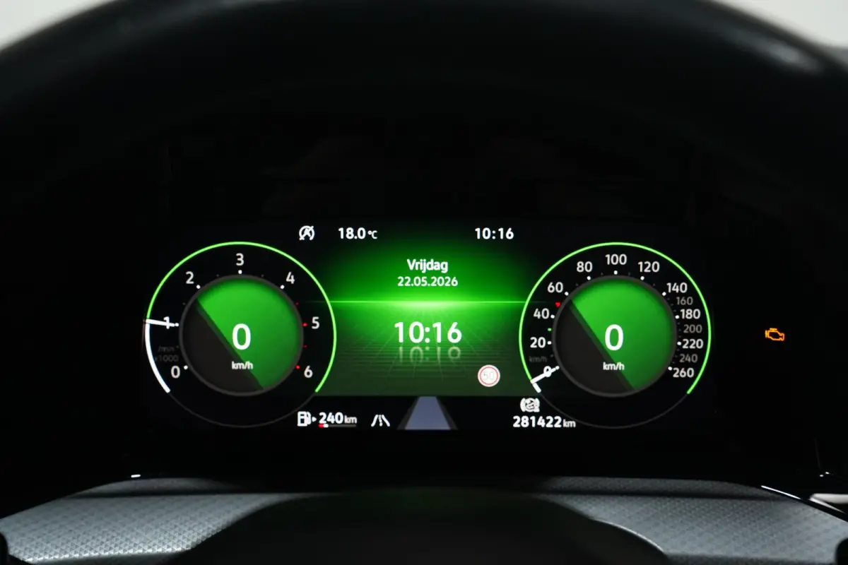 2.0 TDI Life Navi PDC v+a Stoel-/stuurverwarming Apple Carplay Adaptive cruise