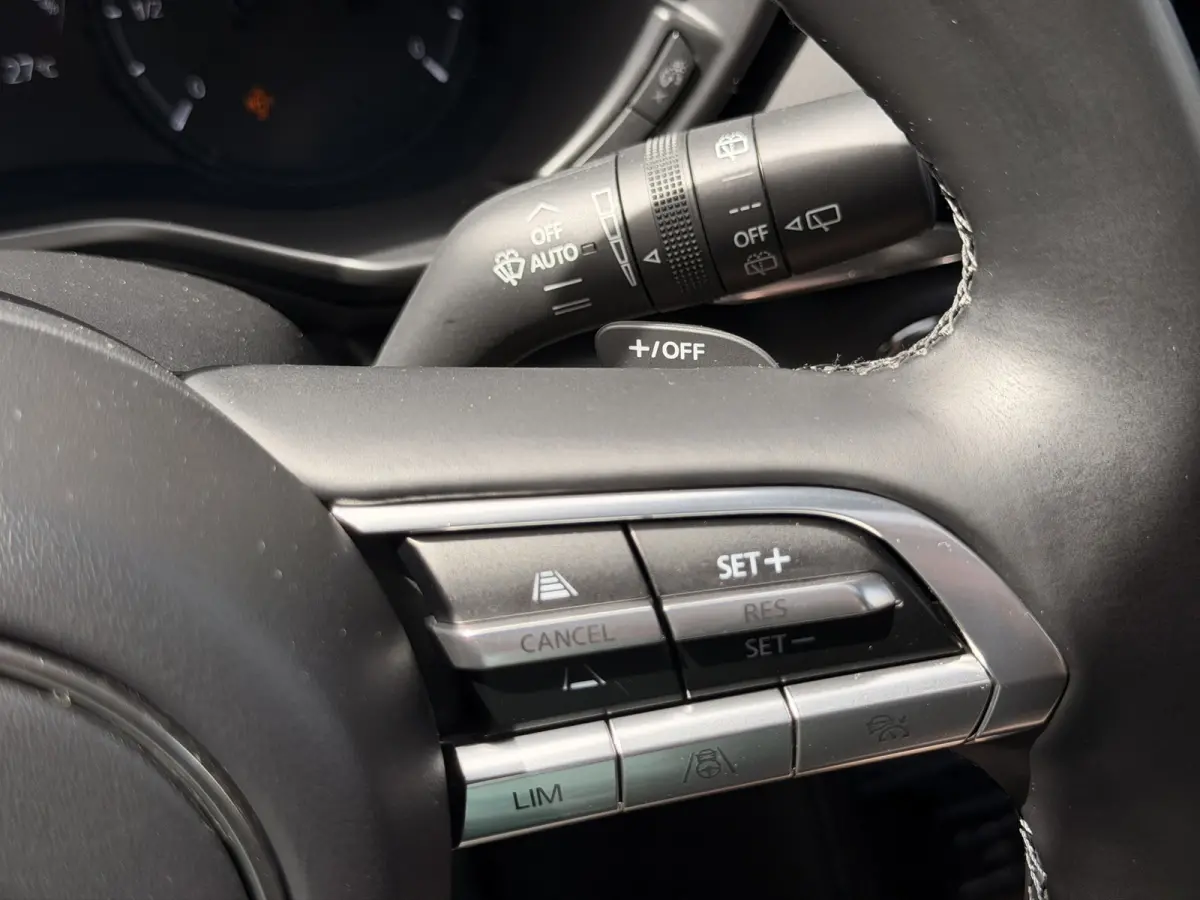 E-SkyActiv R-EV 170 Makoto Open dak 360 BOSE HUD CarPlay Leder 18''
