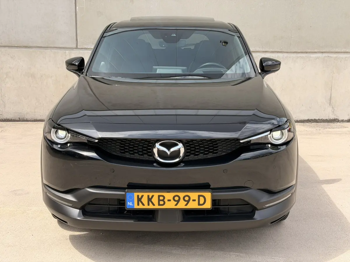 E-SkyActiv R-EV 170 Makoto Open dak 360 BOSE HUD CarPlay Leder 18''