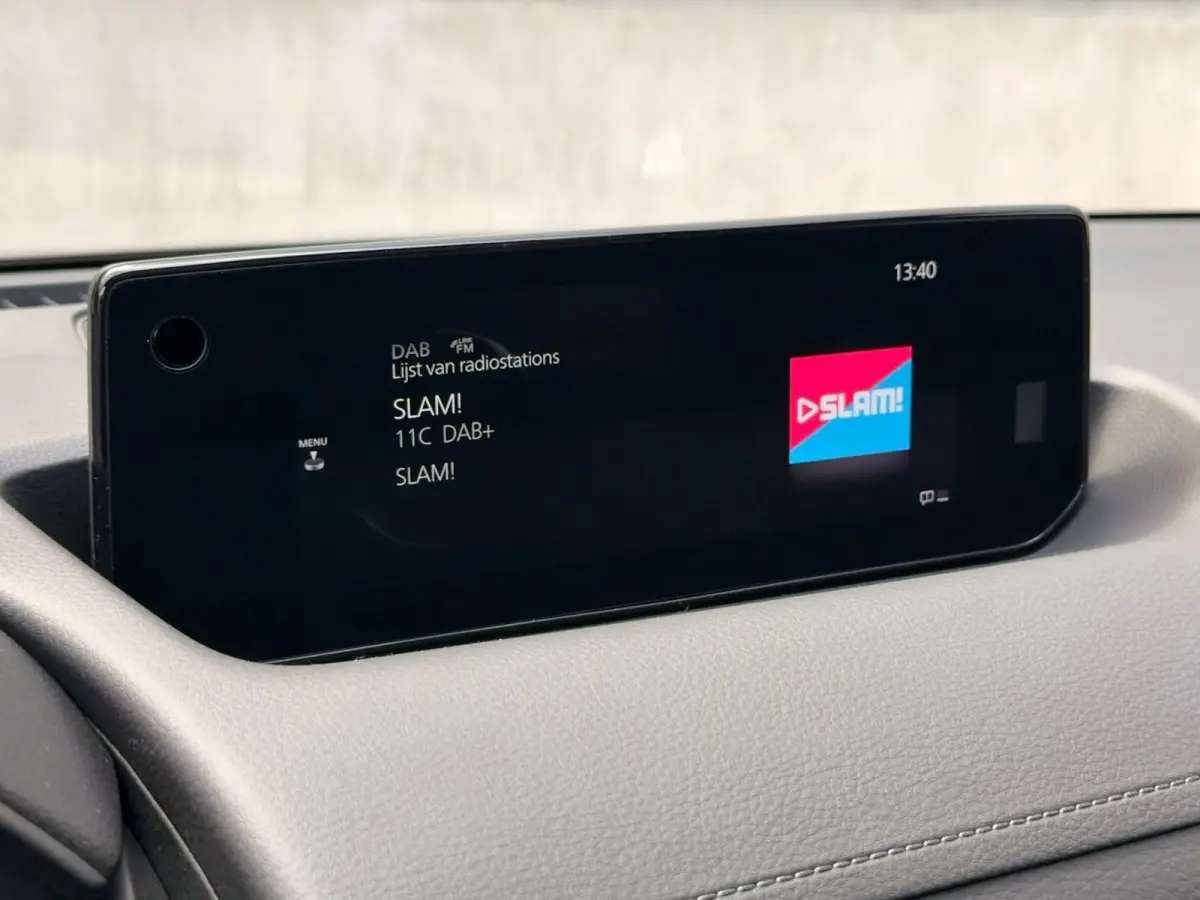 E-SkyActiv R-EV 170 Makoto Open dak 360 BOSE HUD CarPlay Leder 18''