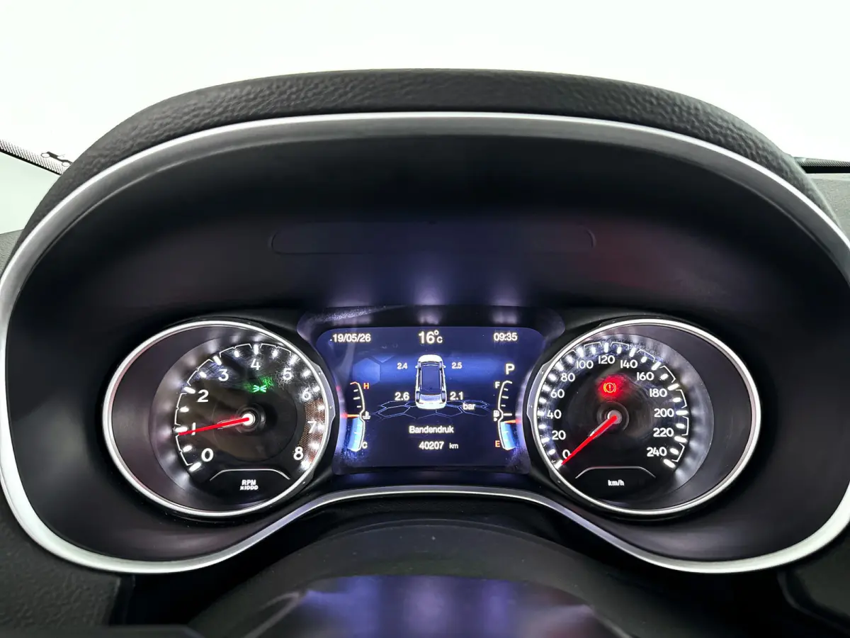 1.3T Limited | Parkeercamera | Stoel- en stuurverwarming | Cruise control