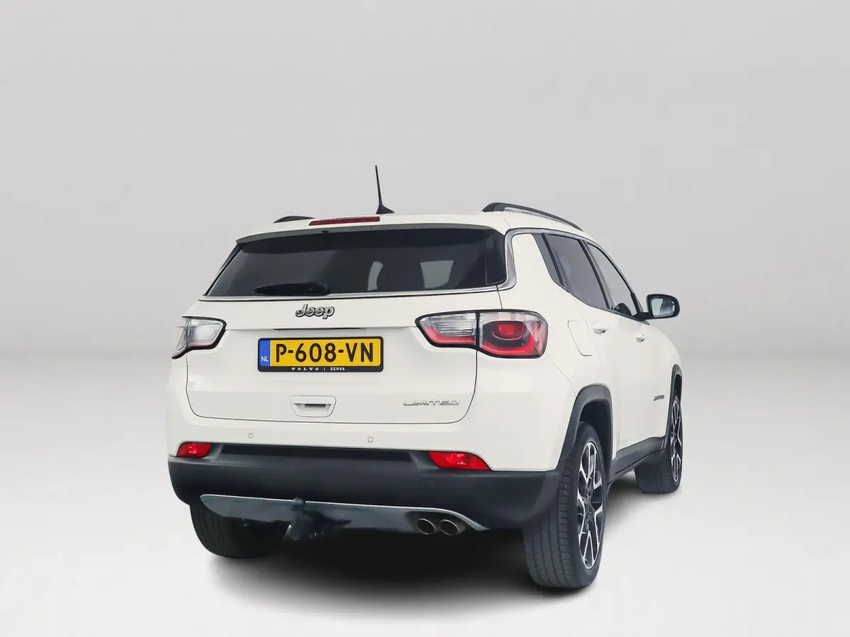 1.3T Limited | Parkeercamera | Stoel- en stuurverwarming | Cruise control