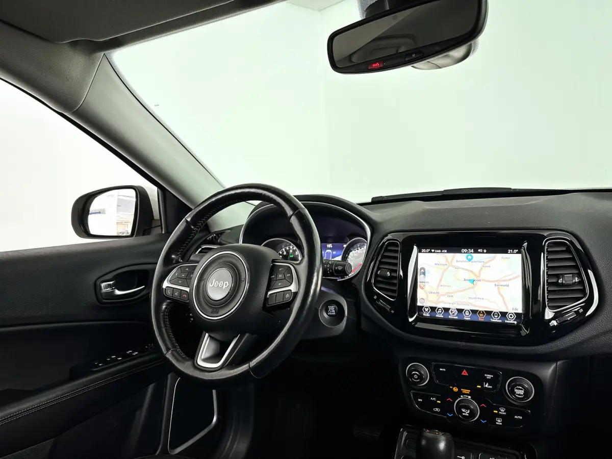1.3T Limited | Parkeercamera | Stoel- en stuurverwarming | Cruise control