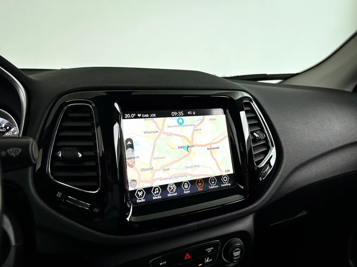 1.3T Limited | Parkeercamera | Stoel- en stuurverwarming | Cruise control