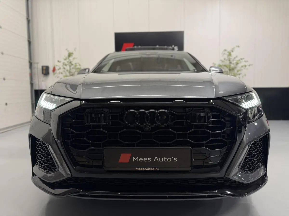 RS 4.0 TFSI RS Q8 quattro|Keramisch|Pano|B&O Advance