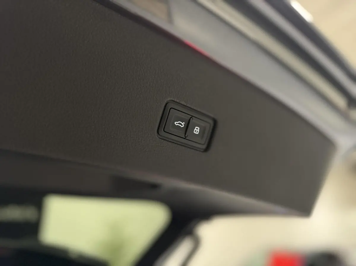 RS 4.0 TFSI RS Q8 quattro|Keramisch|Pano|B&O Advance