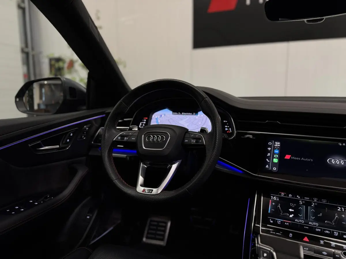 RS 4.0 TFSI RS Q8 quattro|Keramisch|Pano|B&O Advance