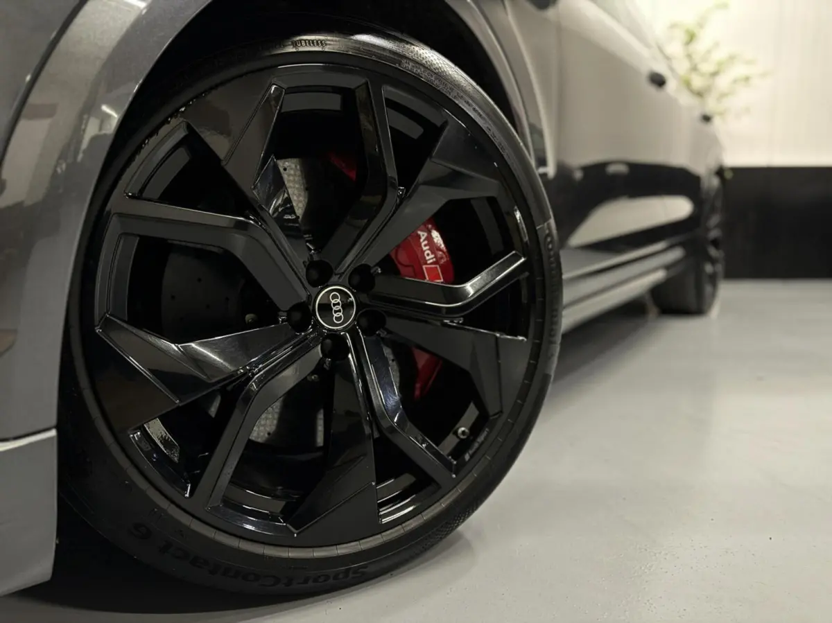 RS 4.0 TFSI RS Q8 quattro|Keramisch|Pano|B&O Advance