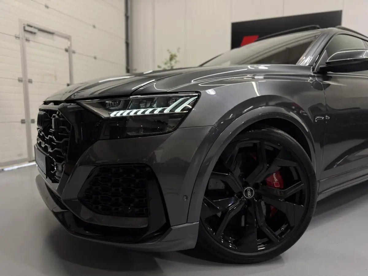 RS 4.0 TFSI RS Q8 quattro|Keramisch|Pano|B&O Advance
