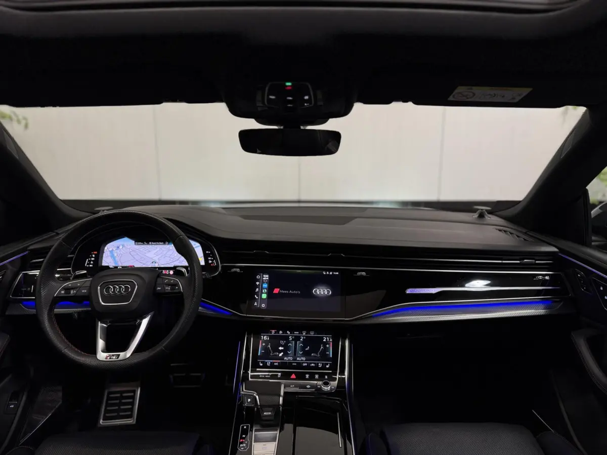 RS 4.0 TFSI RS Q8 quattro|Keramisch|Pano|B&O Advance