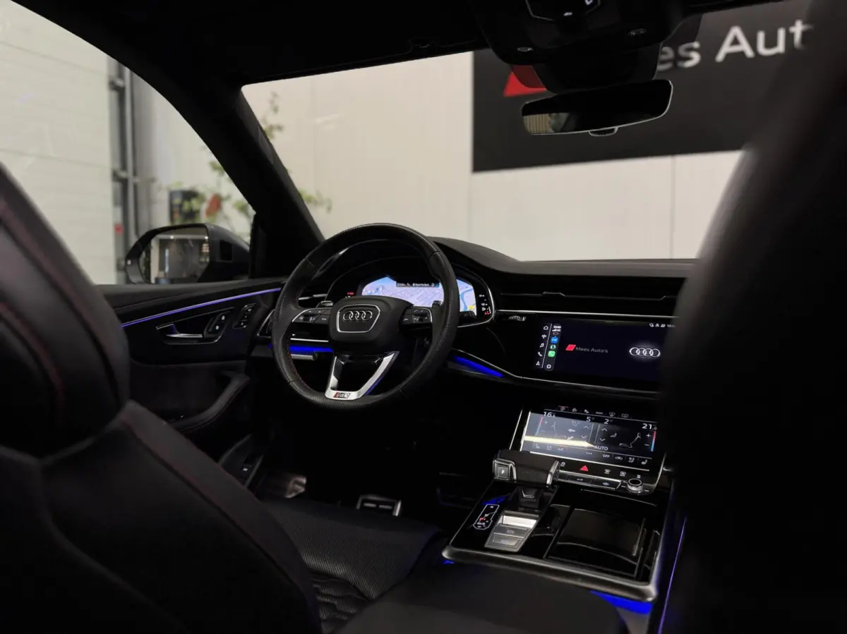 RS 4.0 TFSI RS Q8 quattro|Keramisch|Pano|B&O Advance