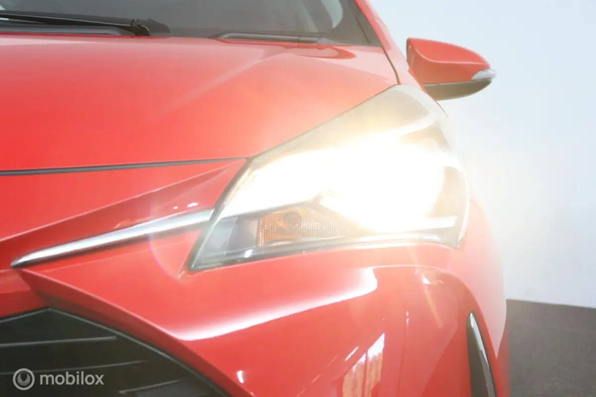 1.5 Hybrid Design | Automaat | Lichtmetaal | Cruise controle | achteruitrij camera | Clima