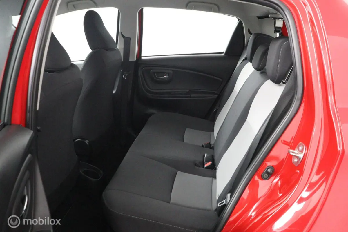 1.5 Hybrid Design | Automaat | Lichtmetaal | Cruise controle | achteruitrij camera | Clima