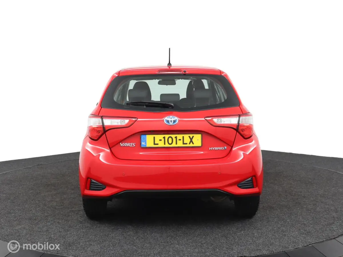 1.5 Hybrid Design | Automaat | Lichtmetaal | Cruise controle | achteruitrij camera | Clima