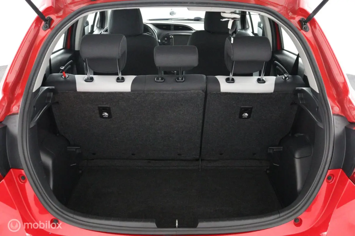 1.5 Hybrid Design | Automaat | Lichtmetaal | Cruise controle | achteruitrij camera | Clima