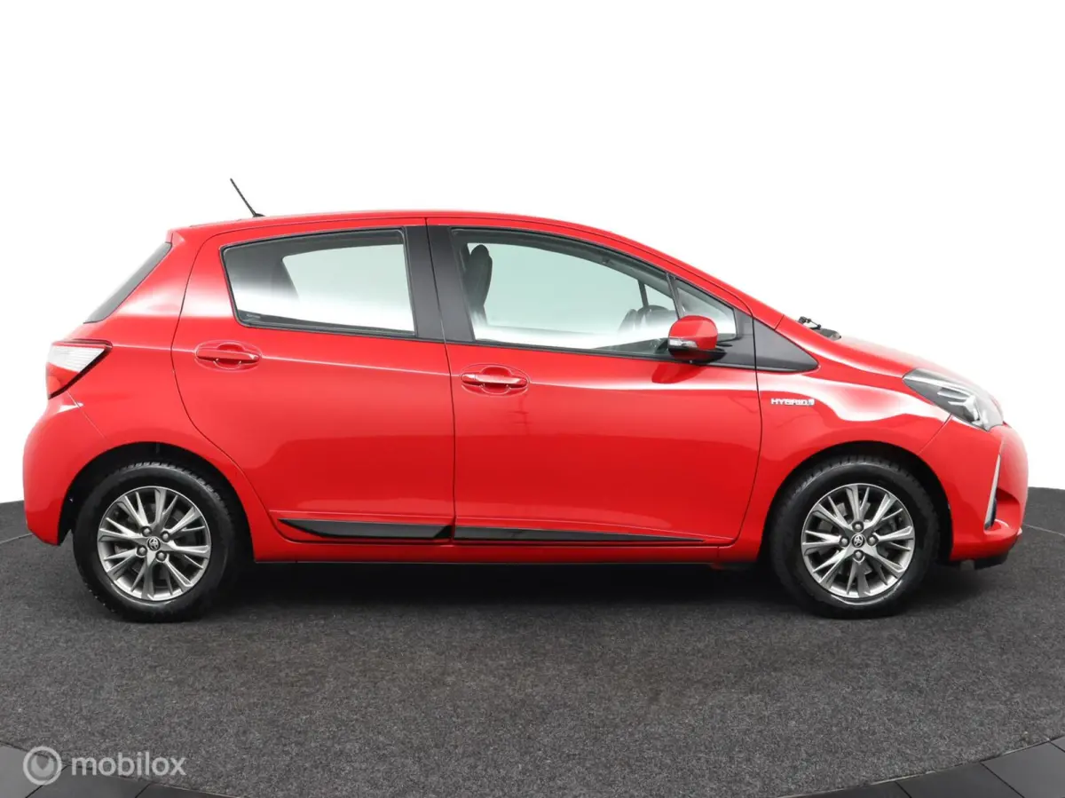 1.5 Hybrid Design | Automaat | Lichtmetaal | Cruise controle | achteruitrij camera | Clima