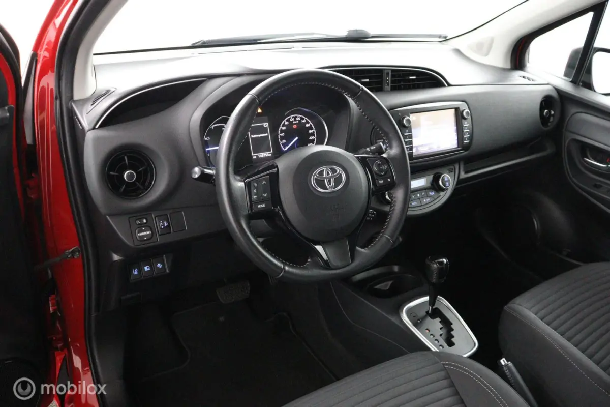 1.5 Hybrid Design | Automaat | Lichtmetaal | Cruise controle | achteruitrij camera | Clima