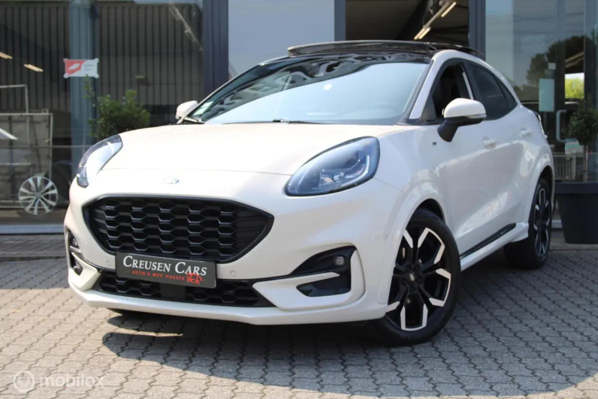 1.0 EcoBoost ST-Line X/Led/Pano/Navi/Cam/Tel/