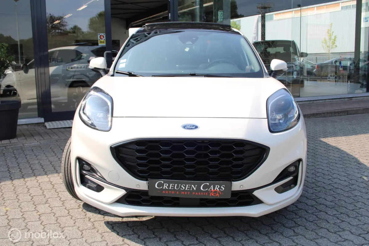 1.0 EcoBoost ST-Line X/Led/Pano/Navi/Cam/Tel/