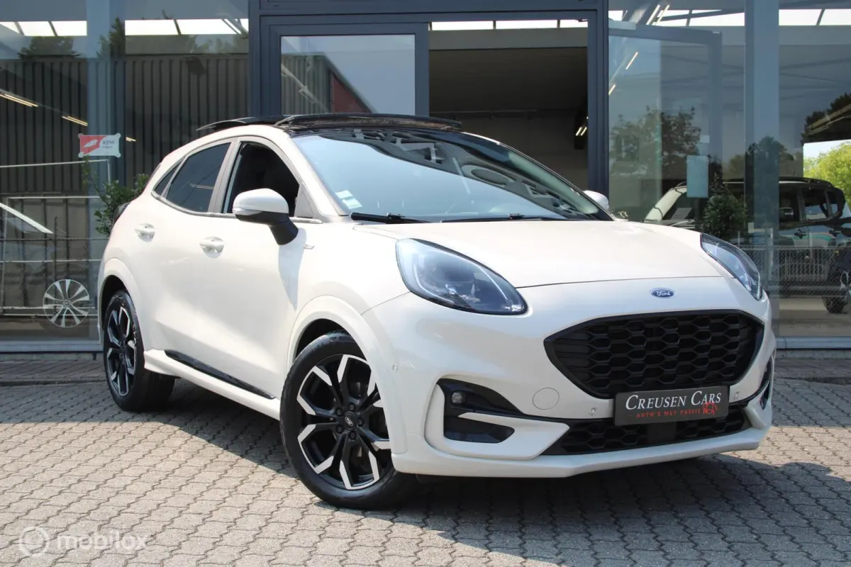 1.0 EcoBoost ST-Line X/Led/Pano/Navi/Cam/Tel/