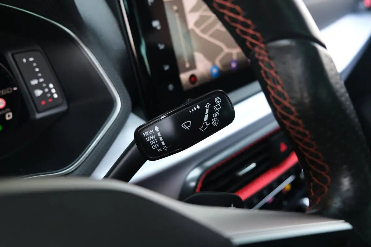 1.0 TSI FR DSG Virtual Navi Led Cam Acc Pdc