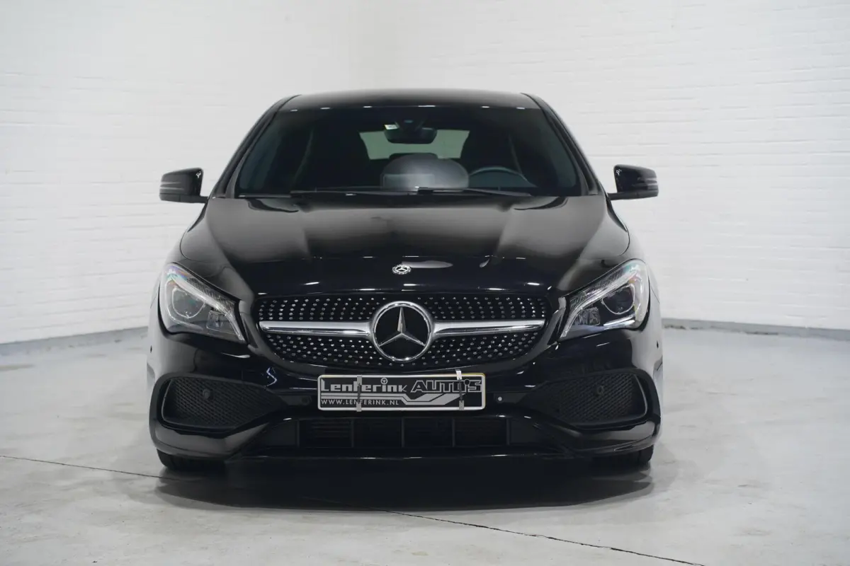 180 Business Solution AMG Upgrade Edition NAP Navi Apple Carplay Stoelverwarming Navi Leder/stof Camera