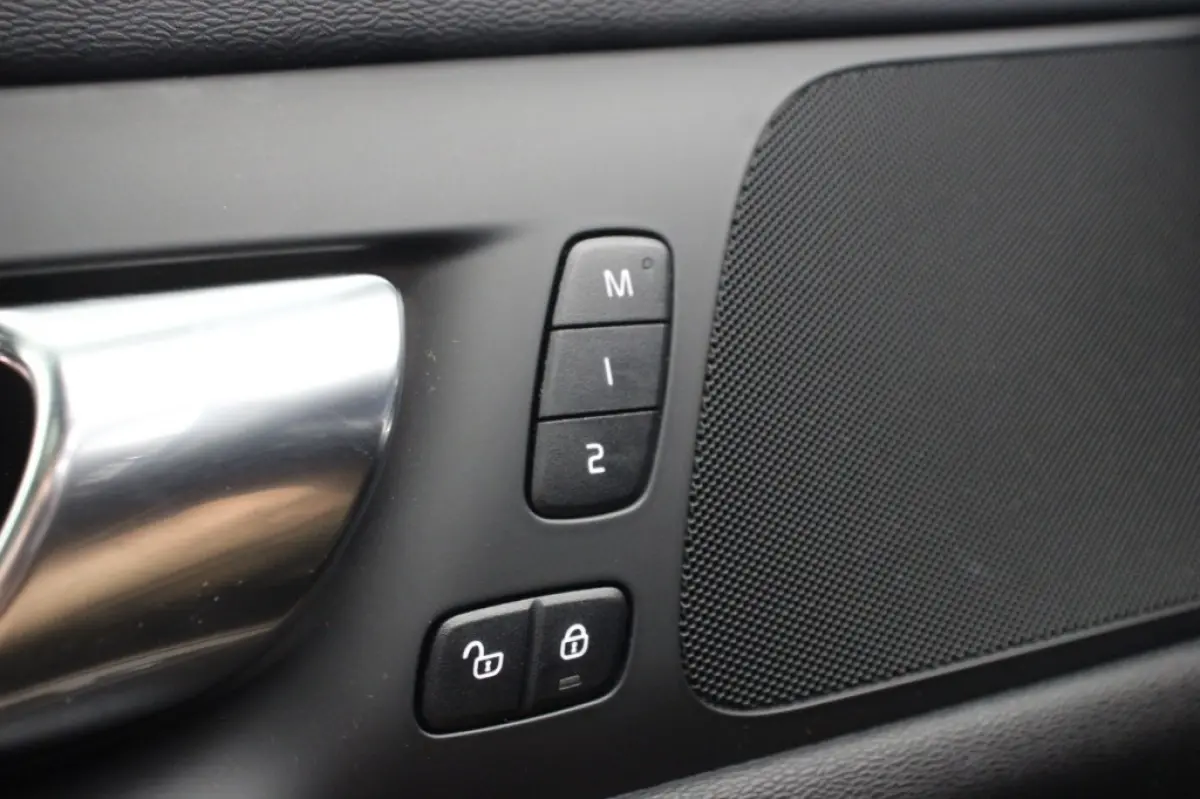 2.0 B3 Inscription Automaat - Panorama, Trekhaak, Leer, Carplay