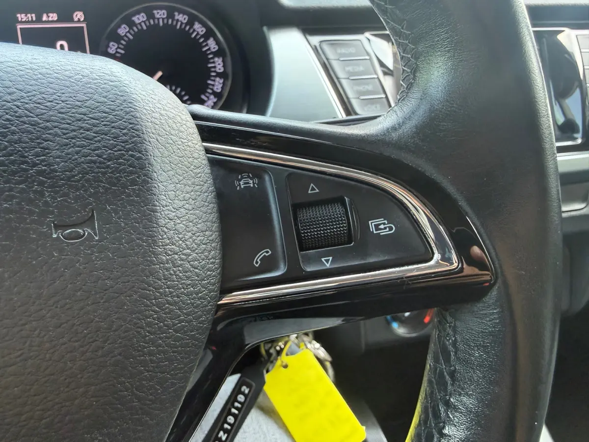 1.4 TDI Ambition Businessline Pro Navi Airco Cruise Pdc Nieuwe Apk