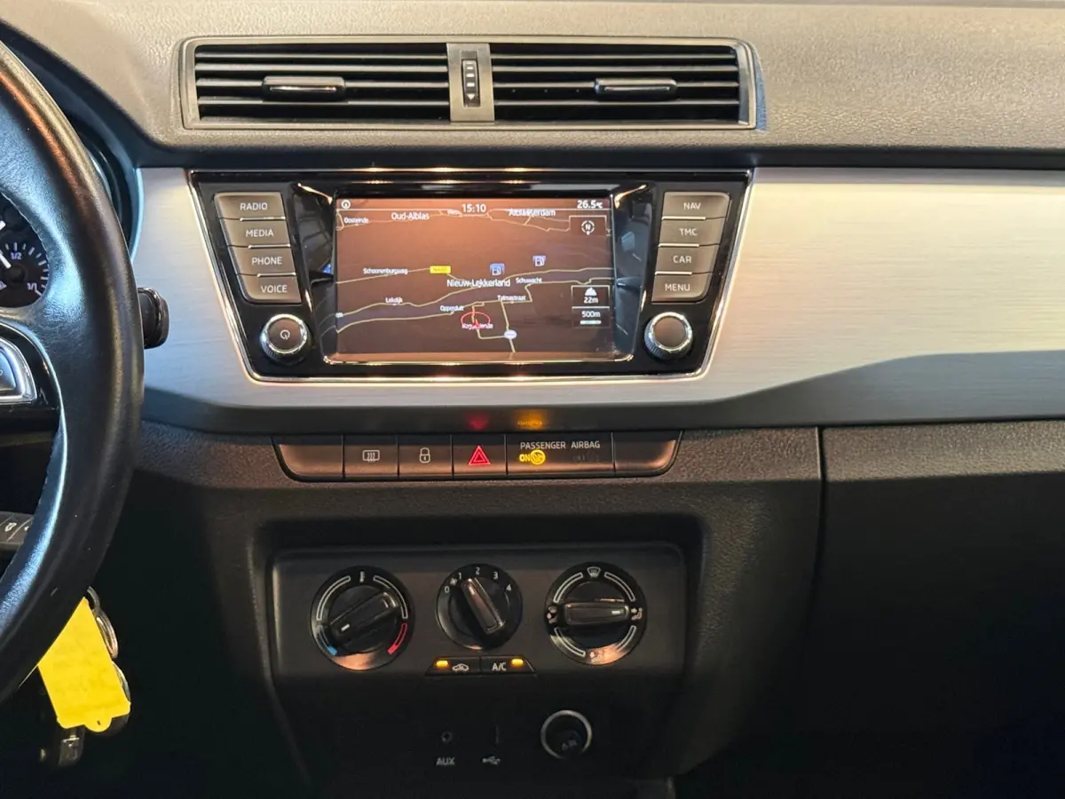 1.4 TDI Ambition Businessline Pro Navi Airco Cruise Pdc Nieuwe Apk