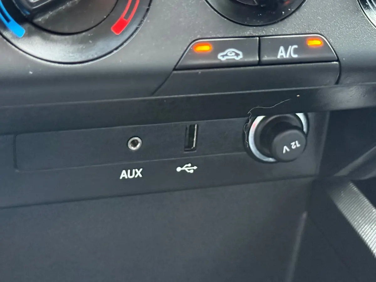 1.4 TDI Ambition Businessline Pro Navi Airco Cruise Pdc Nieuwe Apk
