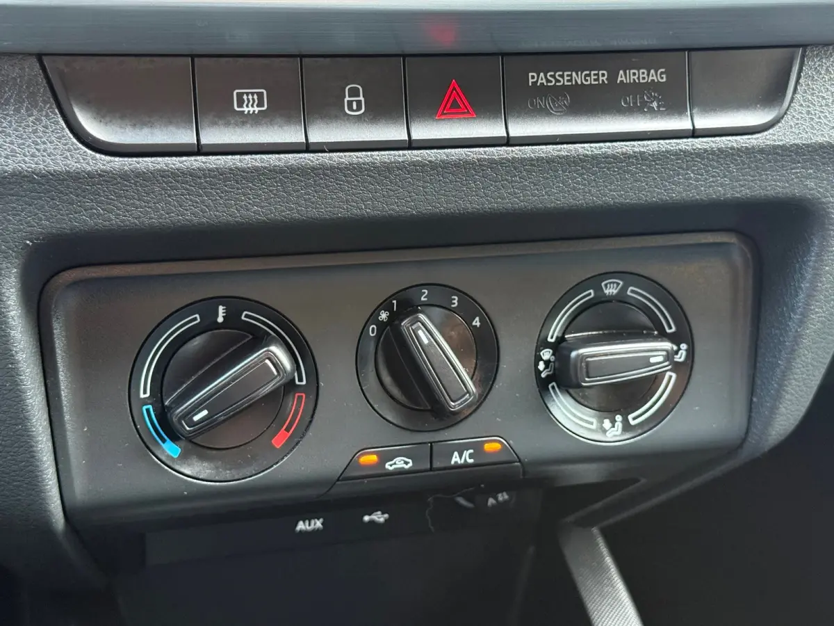 1.4 TDI Ambition Businessline Pro Navi Airco Cruise Pdc Nieuwe Apk