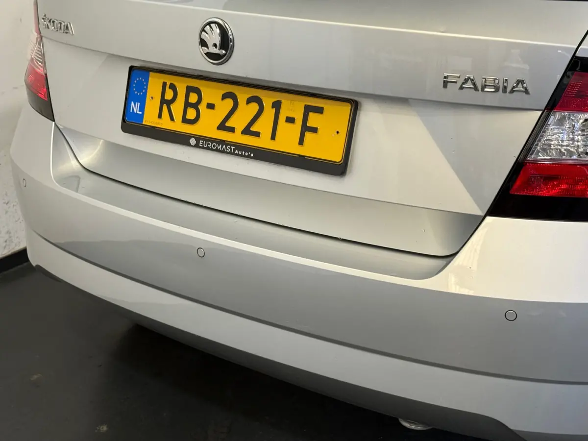 1.4 TDI Ambition Businessline Pro Navi Airco Cruise Pdc Nieuwe Apk