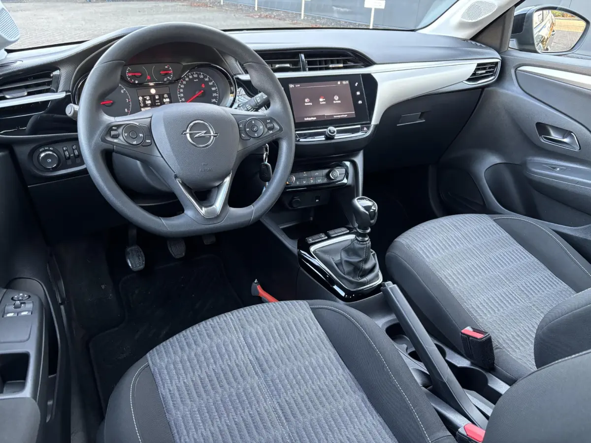 1.2 100pk Edition | 1ste eigenaar | Apple CarPlay/Android | Airco | Cruise Control | Isofix